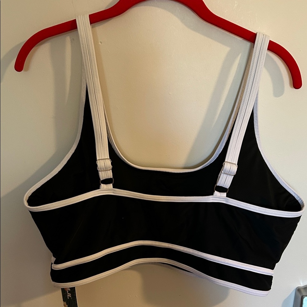 Black and White Women's Bikini Set - Picture 4 of 9